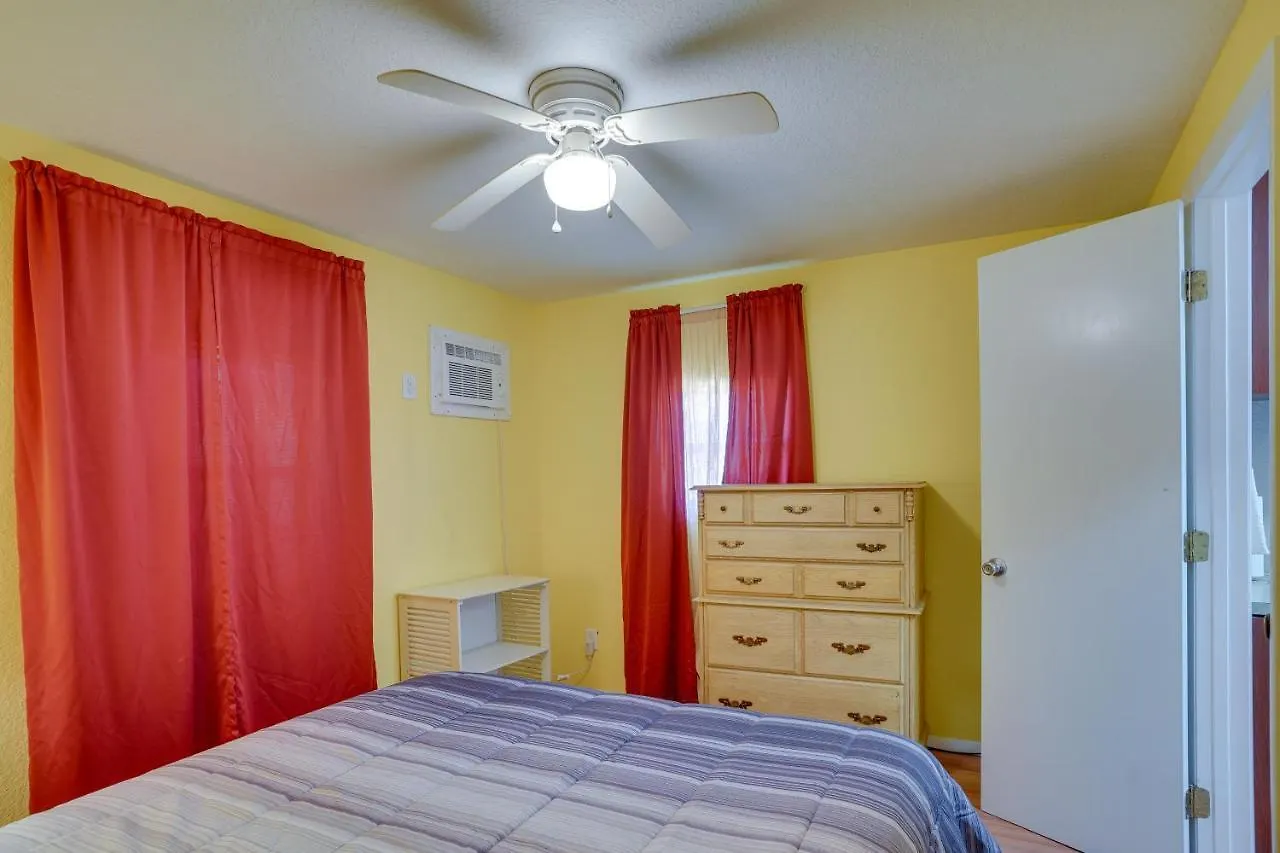 Waterfront Florida Vacation Rental With Dock And Grill دافِنبورت